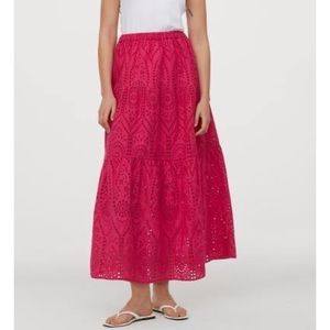 H&M Eyelet Embroidery Skirt Pink Size M
